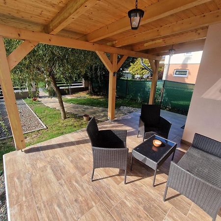 Pipacs Apartmanhaz Harkány Εξωτερικό φωτογραφία